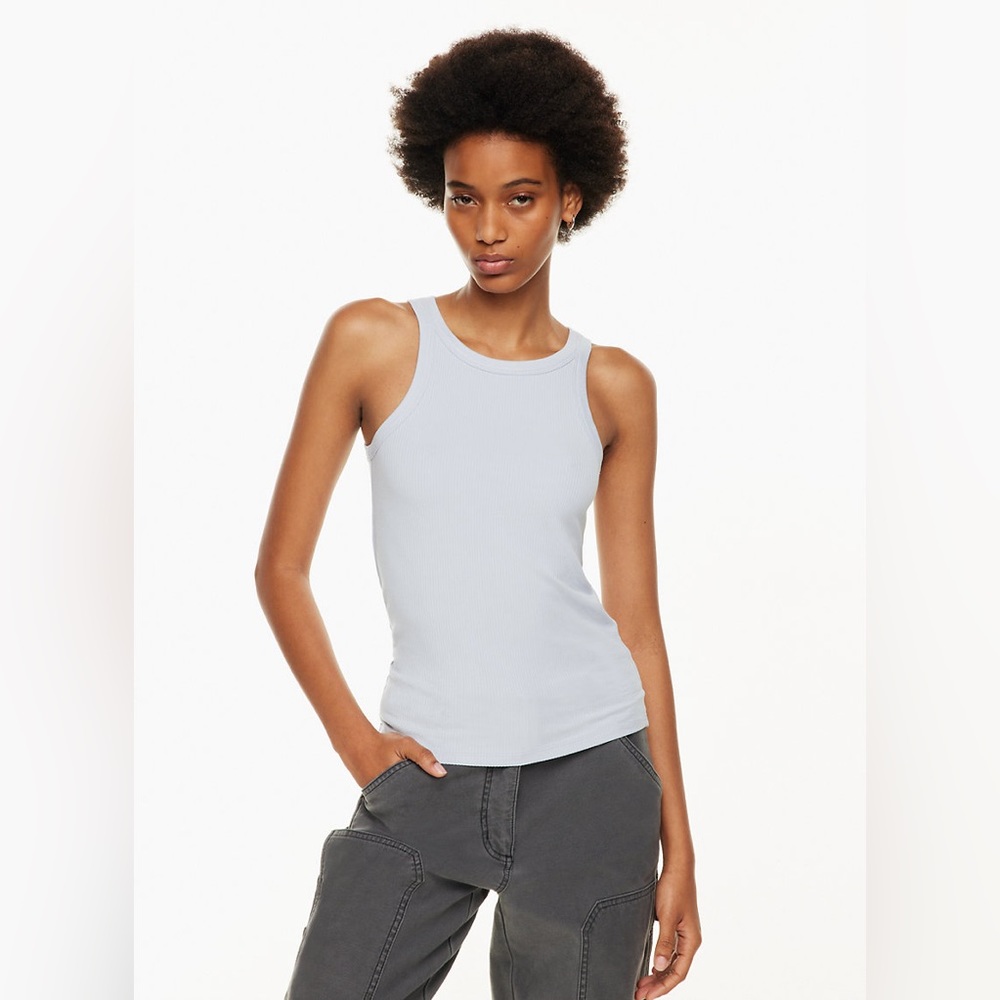 Aritzia Go To Tank - Picture 3 of 4